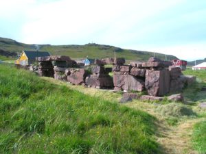 Руины поселения викингов фото
